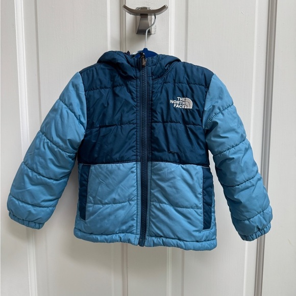 The North Face Other - The North Face 18-24M Boys Reversible Two-Tone Blue Hooded Puffer Jacket- RIP